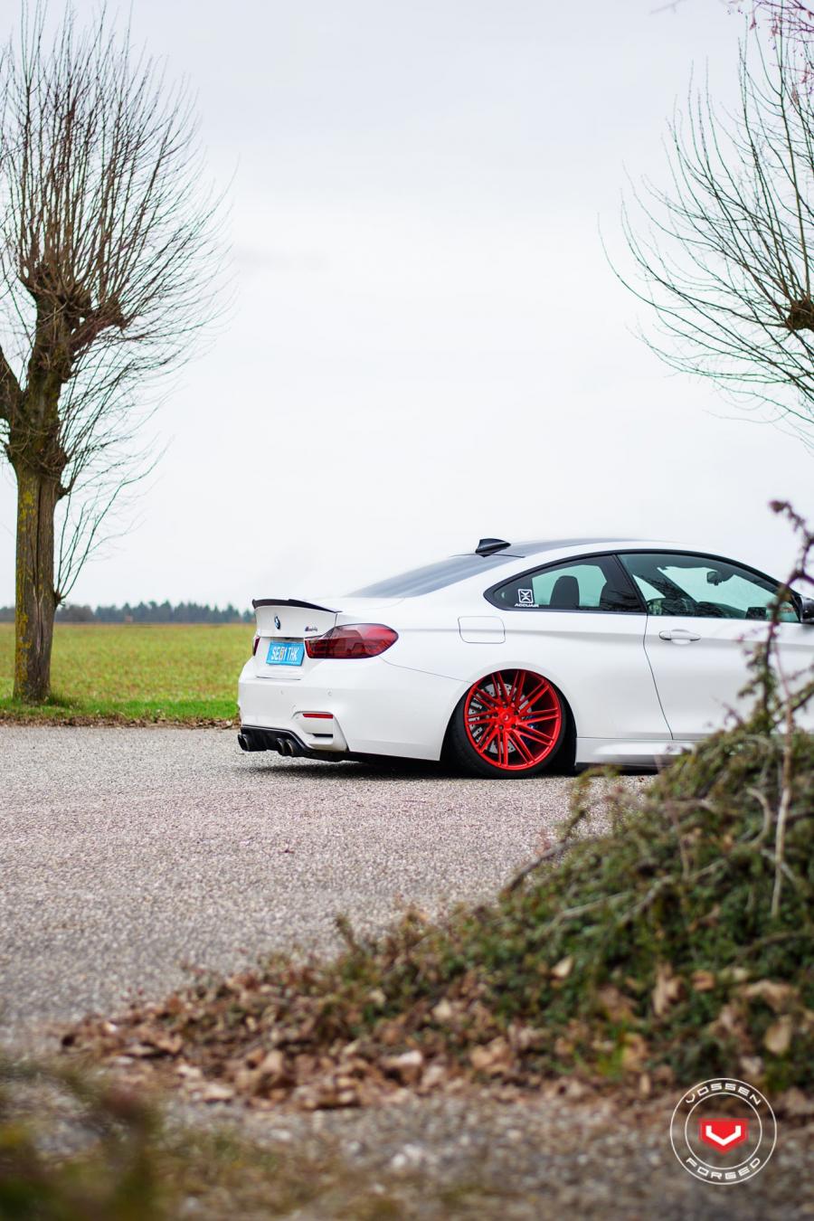  BMW M4 Coupe on Vossen Wheels (VPS-307T) 2017 года  (фото 13 из 20)